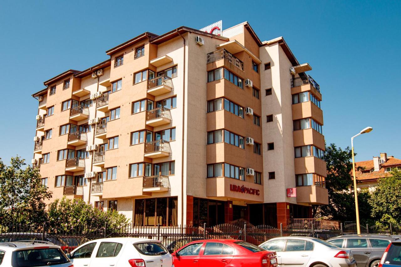 Lira Pacific Aparthotel Constanta Ngoại thất bức ảnh